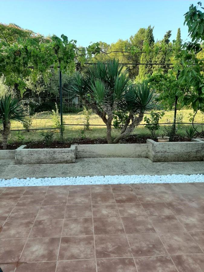 Apartamento Grey Pearl With Free Ev Ch-Station Valbandon Exterior foto