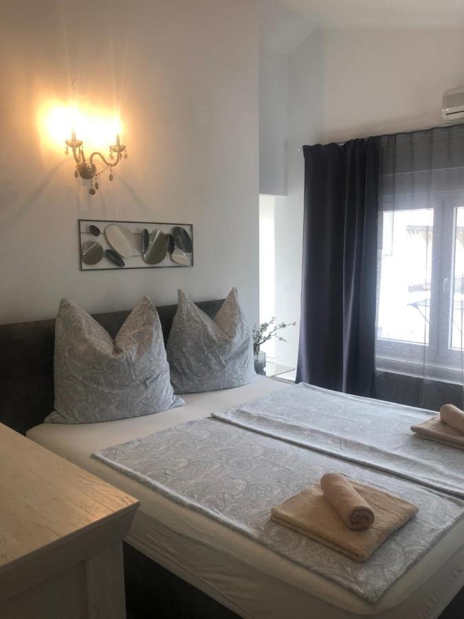 Apartamento Grey Pearl With Free Ev Ch-Station Valbandon Exterior foto